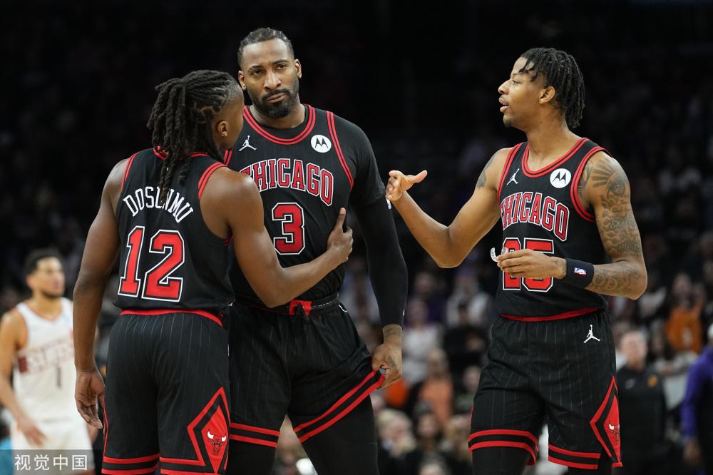 教练团队负 教练团队负