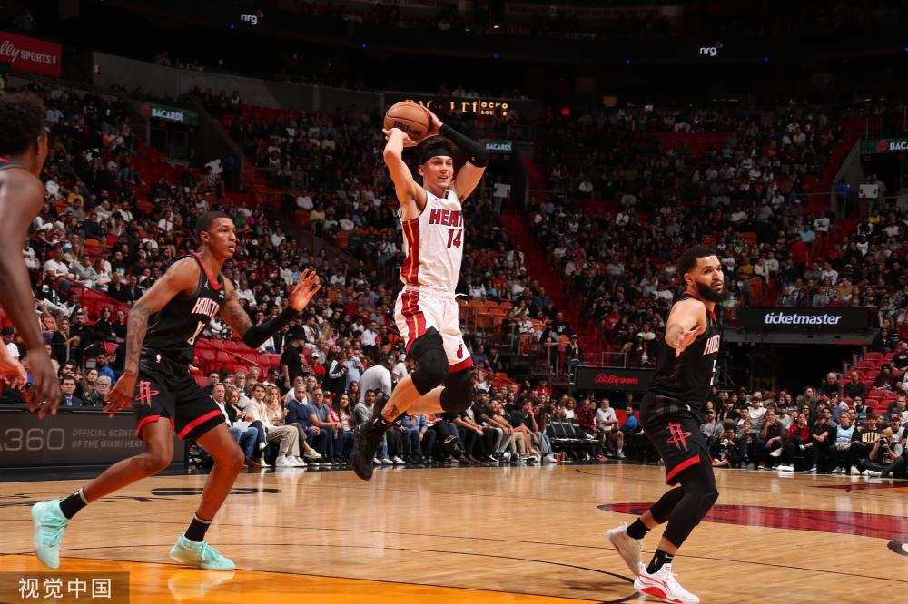 于自己的辉 于自己的辉